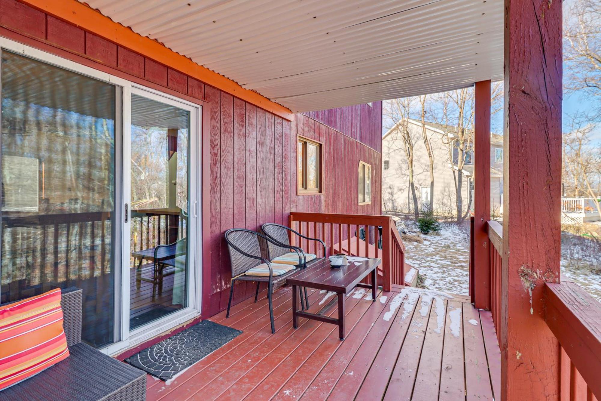 Poconos Home With Private Spa And Fire Pit Long Pond Kültér fotó